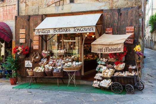 Little shop with traditional food and products of the tuscan region.