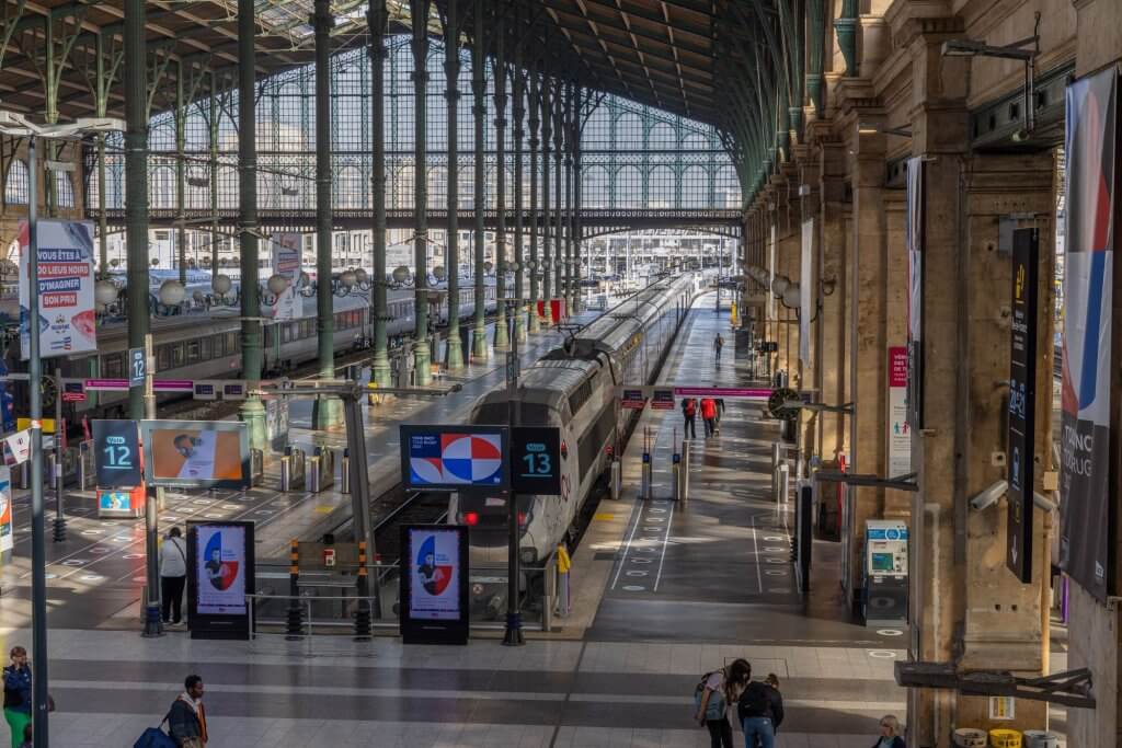 Gare du Nord, train waiting to depart from platform 13