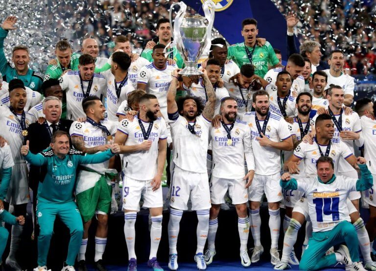 Real Madrid players celebrate lifting the trophy after winning the UEFA Champions League final LIVERPOOL FC v REAL MADRID CF at the Stade de France.